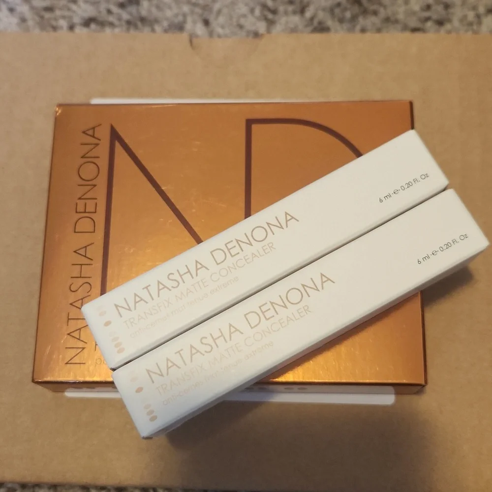 Natasha Denona Transfix matte concealer